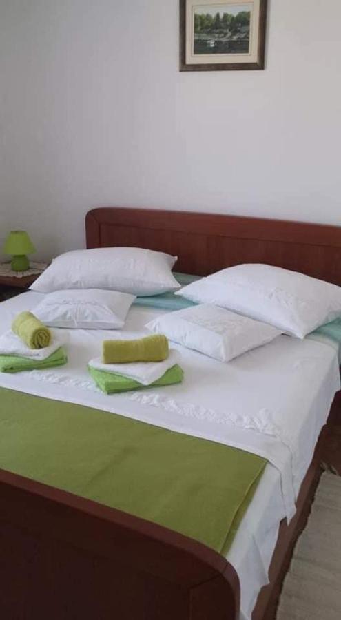 Apartments Rajcic คาชเตลา ภายนอก รูปภาพ
