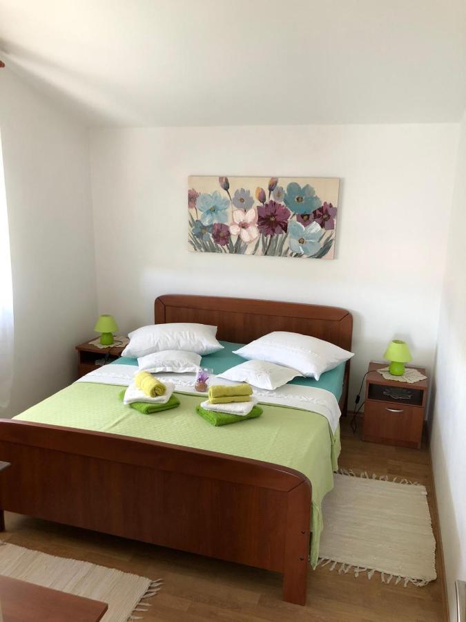Apartments Rajcic คาชเตลา ภายนอก รูปภาพ