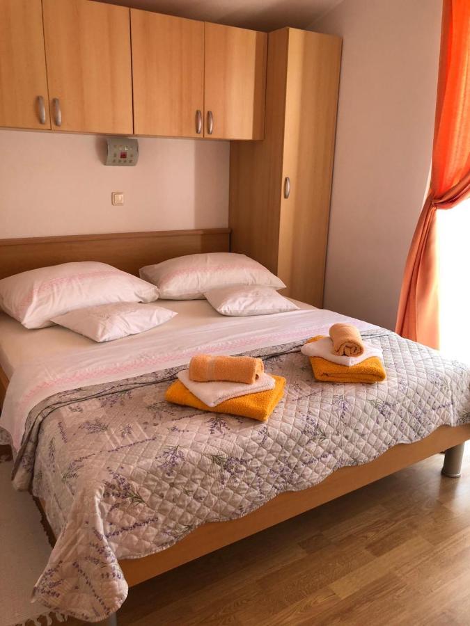 Apartments Rajcic คาชเตลา ภายนอก รูปภาพ