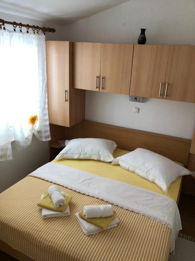 Apartments Rajcic คาชเตลา ภายนอก รูปภาพ