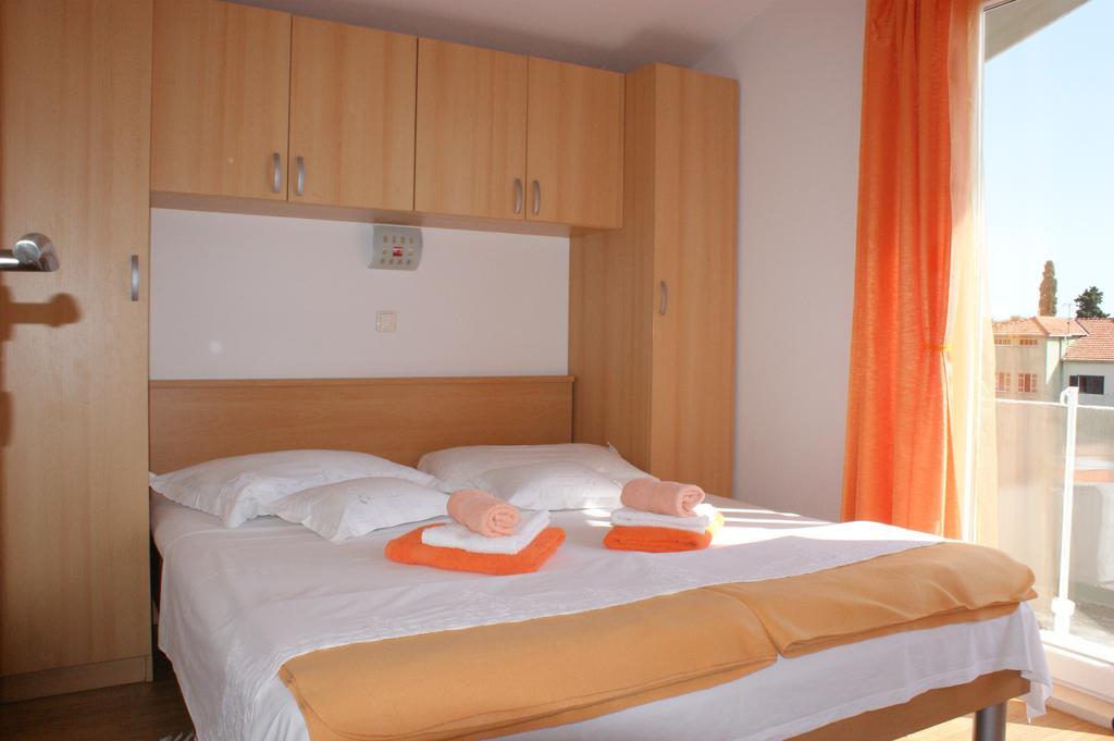 Apartments Rajcic คาชเตลา ห้อง รูปภาพ